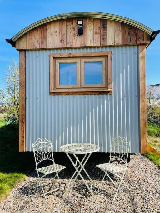 The Hut@Trefechan Wen - Coastal Coziness! Villa Goodwick Exterior foto